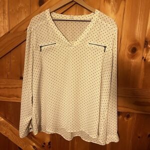 Maurices White Black Polka Dot Blouse Women's XXL Zipper‎ Pockets Sheer V Neck